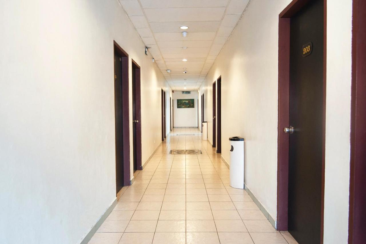 Oyo 89577 Kristal Hotel Keningau Dış mekan fotoğraf